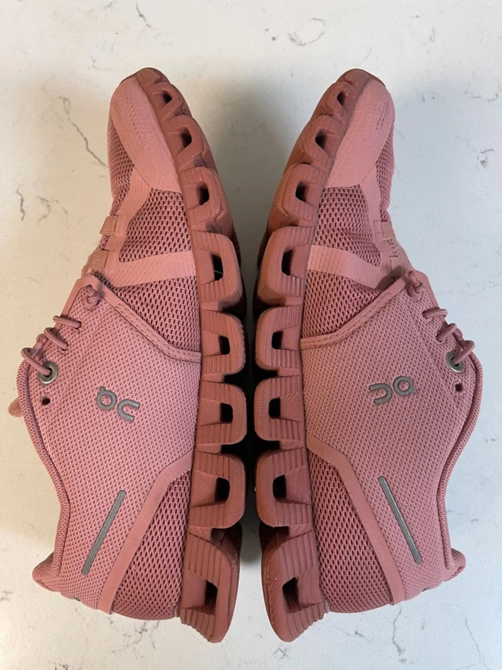 Shoes Running ON Cloud Monochrome Women’s Size 6.5 - Picture 7 of 17